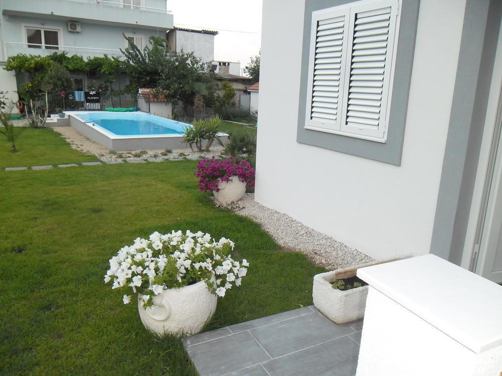 Rooms & Apartments Marinero Betina  Chambre photo