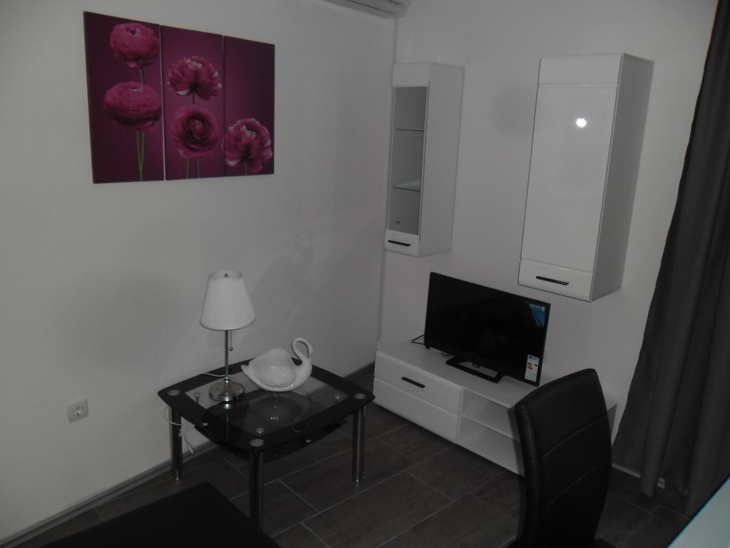 Rooms & Apartments Marinero Betina  Chambre photo
