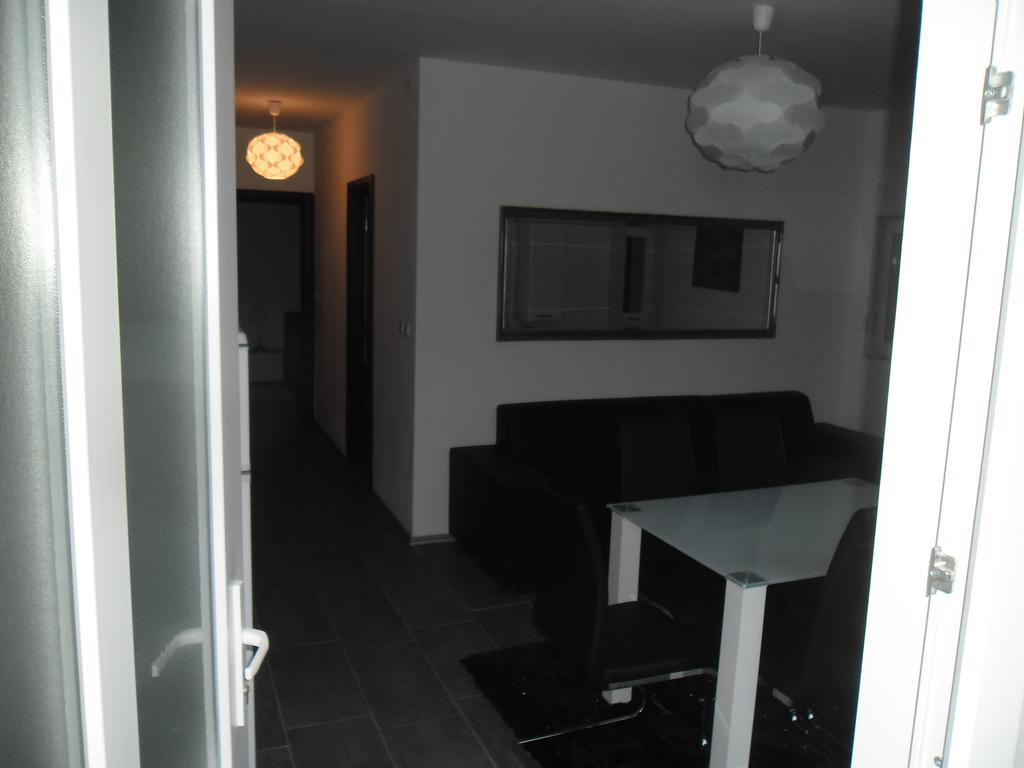 Rooms & Apartments Marinero Betina  Chambre photo