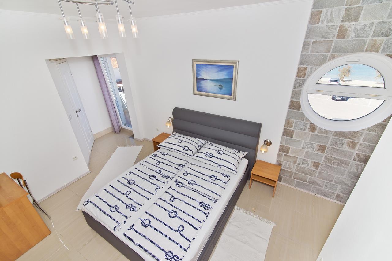 Rooms & Apartments Marinero Betina  Extérieur photo
